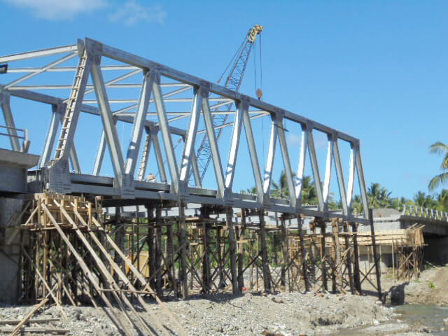 Pemasangan Modular Truss Jembatan